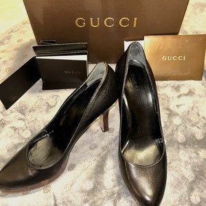 GUCCI black Pumps with platform (Authentic)